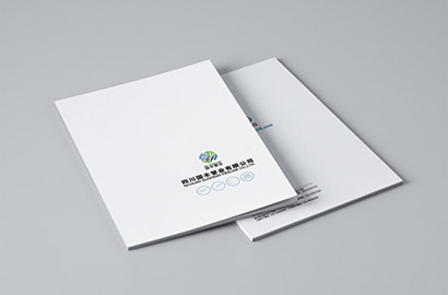 泸定县画册设计：以纸为媒，镌刻城市的精神图腾